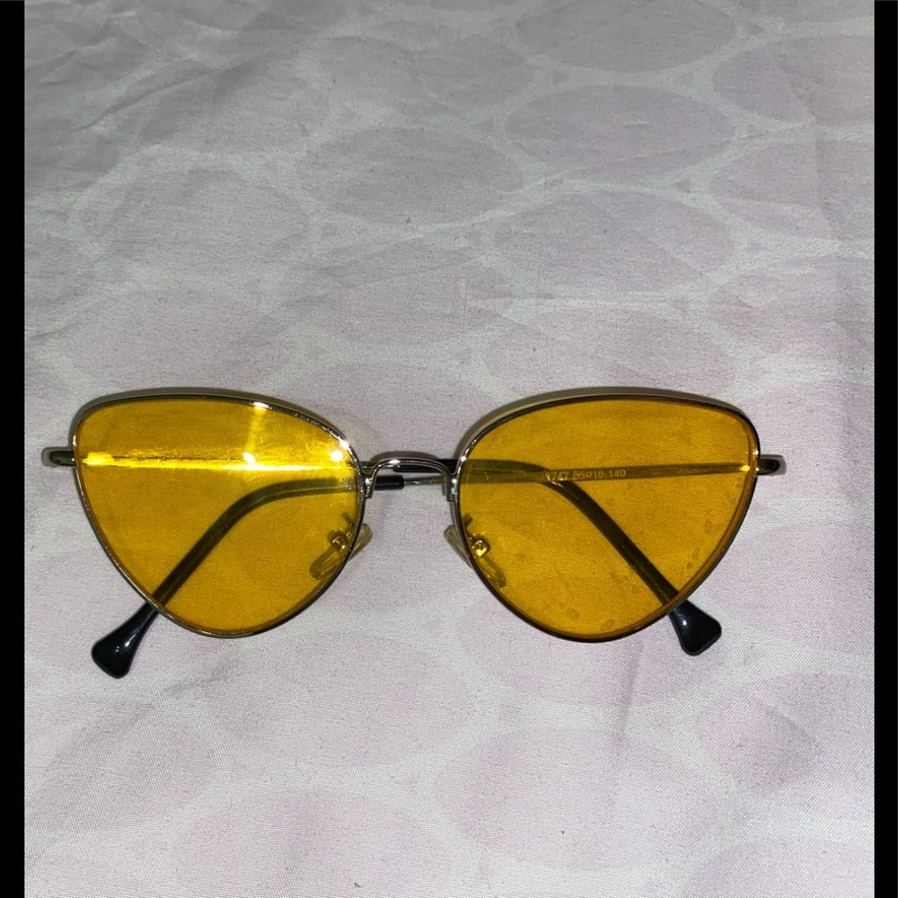 Lux oversized cat eye sunglasses